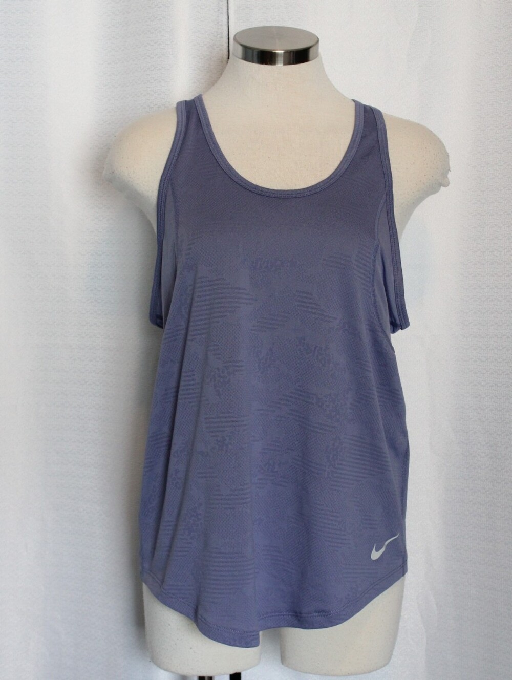 Nike Dri-FIT Racetrack Tank Top – Lightweight Textured – Women’s Large